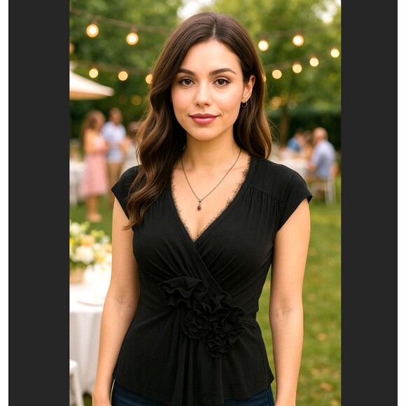 Cable & Gauge Rosette Floral V-Neck Blouse SMALL Black Cap Sleeve Stretch Career - Picture 1 of 11